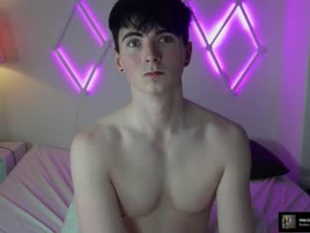 alfiegreenxxx webcam model stream image