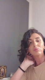 Lola05love webcam model stream image
