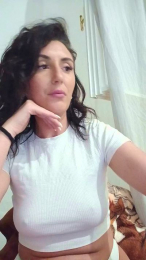 Lola05love webcam model stream image