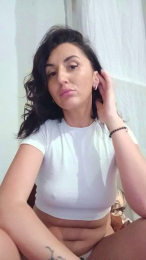 Lola05love webcam model stream image