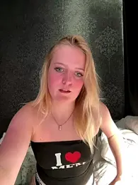 DieBlondeHannah webcam stripchat model stream image