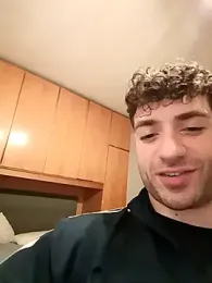 Andreatopbot webcam stripchat model stream image