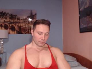 Hunky Muscle webcam flirt4free model stream image
