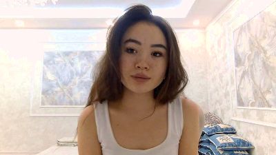 AzzieSaindon webcam model stream image
