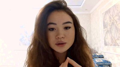AzzieSaindon webcam model stream image