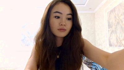 AzzieSaindon webcam model stream image