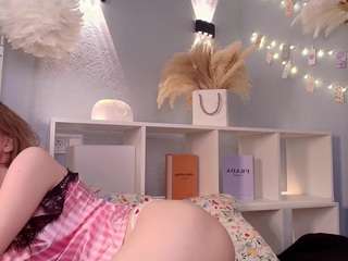 lilianslow webcam camsoda model stream image