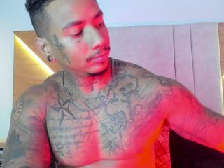 Joseph King webcam model stream image