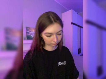 ShyAlya webcam model stream image