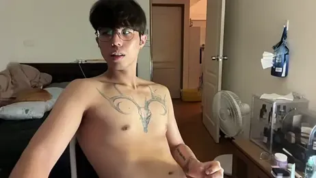 Uzii_310 webcam model stream image