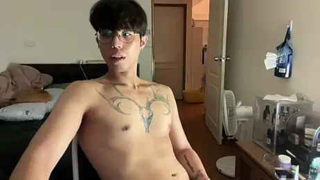 Uzii_310 webcam model stream image