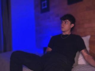 Ares Dickson webcam model stream image