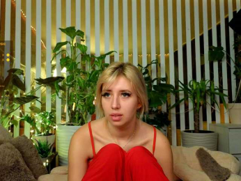 FlowwwerGirl webcam model stream image