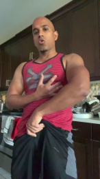 Beachmusclefit webcam cam4 model stream image