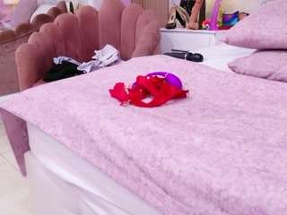 serenafoux webcam model stream image