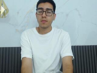 Nicolas Fine webcam model stream image