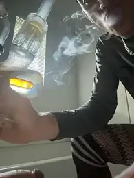Twist_N_Tease webcam model stream image