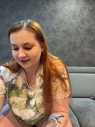 CandyShoopp webcam model stream image