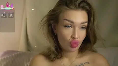 AnnyBangs webcam model stream image