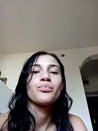 Virgin_Pussy_Love webcam model stream image