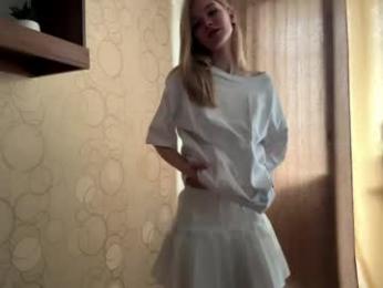 dewdropdoll webcam model stream image