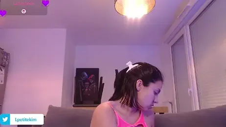 LPetitekim webcam model stream image