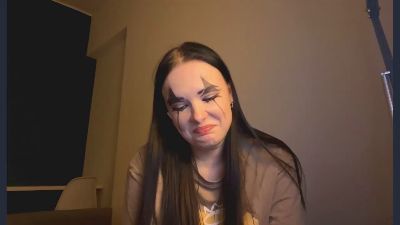 AlineDubis webcam cam4 model stream image