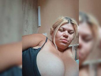 buniaya123 webcam model stream image