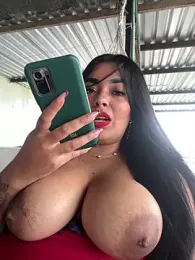 _SARA_69 webcam model stream image