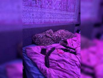 NickiMaldini webcam model stream image