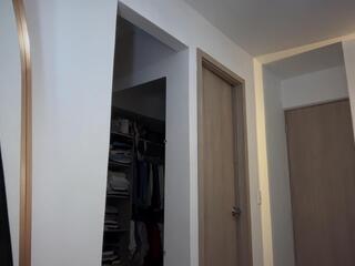 Kitty Lowell webcam model stream image