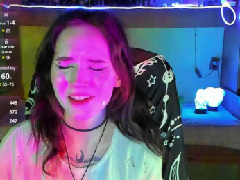 Elven1kiss webcam bongacams model stream image