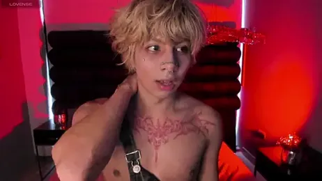 OliIverr22 webcam model stream image