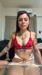 Sweetfioore webcam model stream image