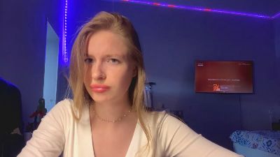 DotGilvin webcam model stream image