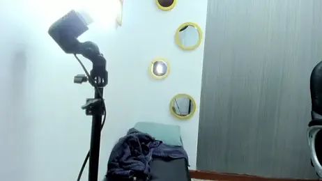 NICOLSKINNY1 webcam model stream image