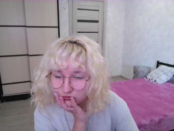 ElizabethWooler webcam model stream image