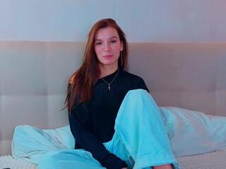 Kira Romeron webcam model stream image