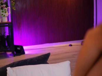 RavennaDArcy webcam bongacams model stream image