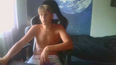 looverboy18y webcam cam4 model stream image