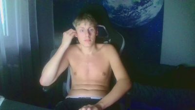 looverboy18y webcam model stream image