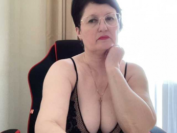HotMilfPussy webcam model stream image
