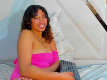 Keilyhot webcam bongacams model stream image
