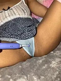QueenKimi webcam model stream image