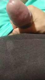 _ZeTasss00O webcam model stream image