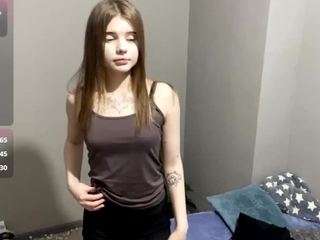 leilafairall webcam model stream image