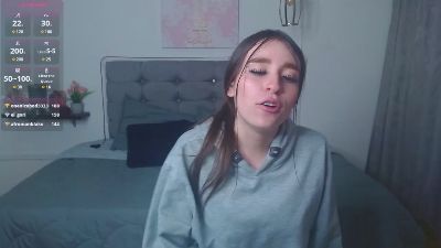 _lilyxx webcam model stream image