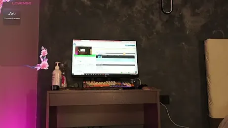 naa0mii webcam model stream image