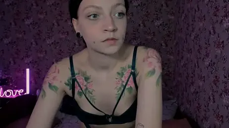 LolaRozzie webcam stripchat model stream image