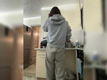 Alekseevna001 webcam model stream image